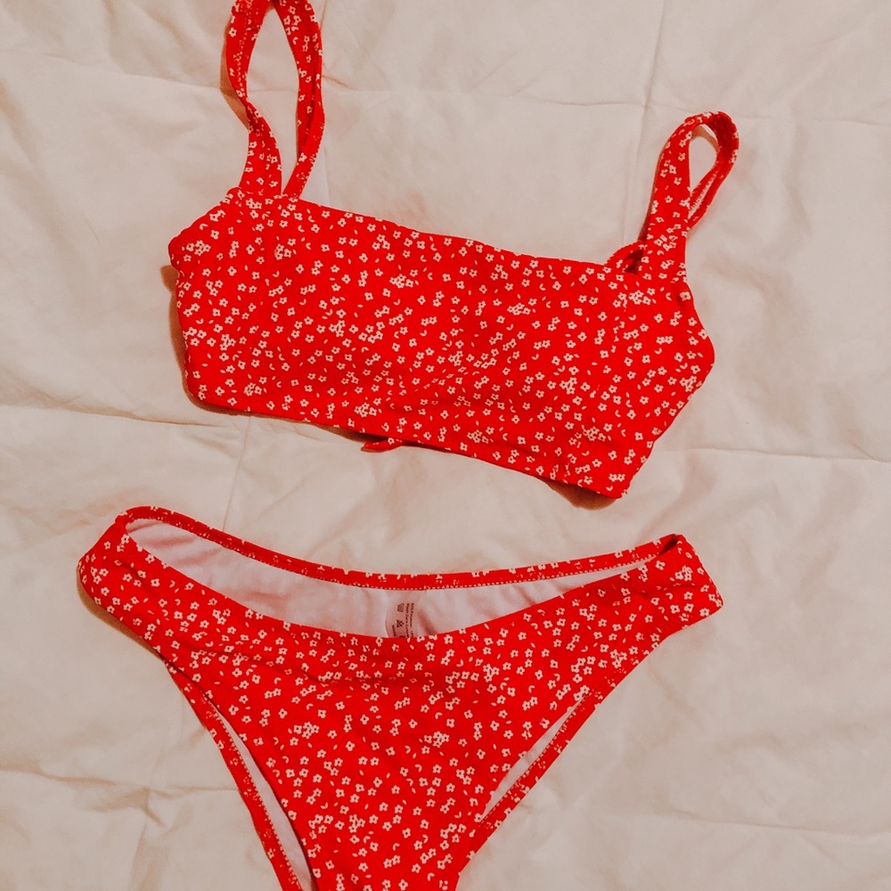 NEW Binkini